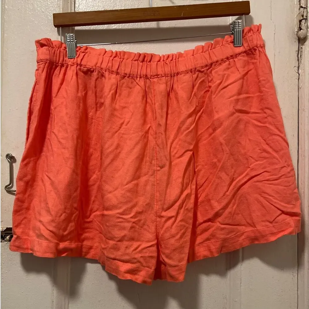 River Island Curve Edit City Elastic Waist Shorts with Side Pockets NWT Size 16